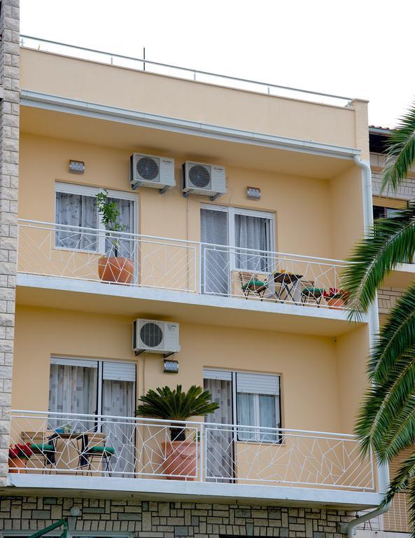 Luxe 3Br Apartment Split Exterior photo